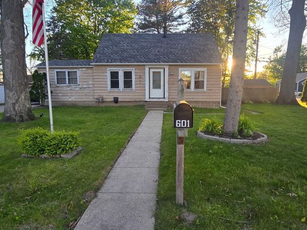 601 S Calumet Avenue , Michigan City, IN 46360