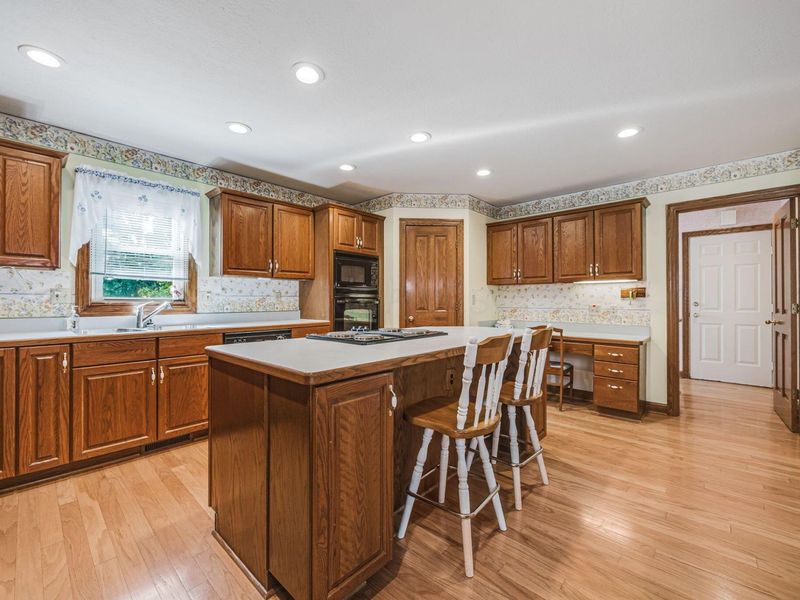 8429 London Groveport Road, Grove City, OH 43123 Photo 20