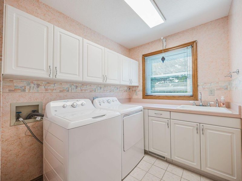 8429 London Groveport Road, Grove City, OH 43123 Photo 26