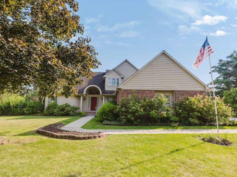 8429 London Groveport Road, Grove City, OH 43123 Photo 4