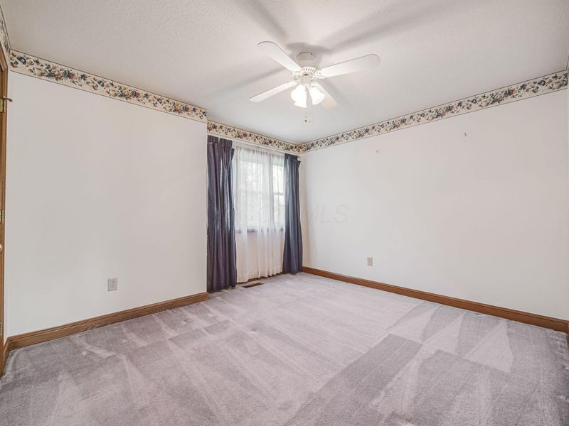 8429 London Groveport Road, Grove City, OH 43123 Photo 41