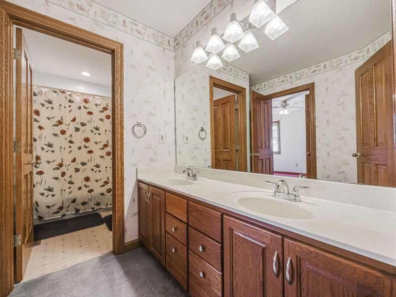 8429 London Groveport Road, Grove City, OH 43123 Photo 43