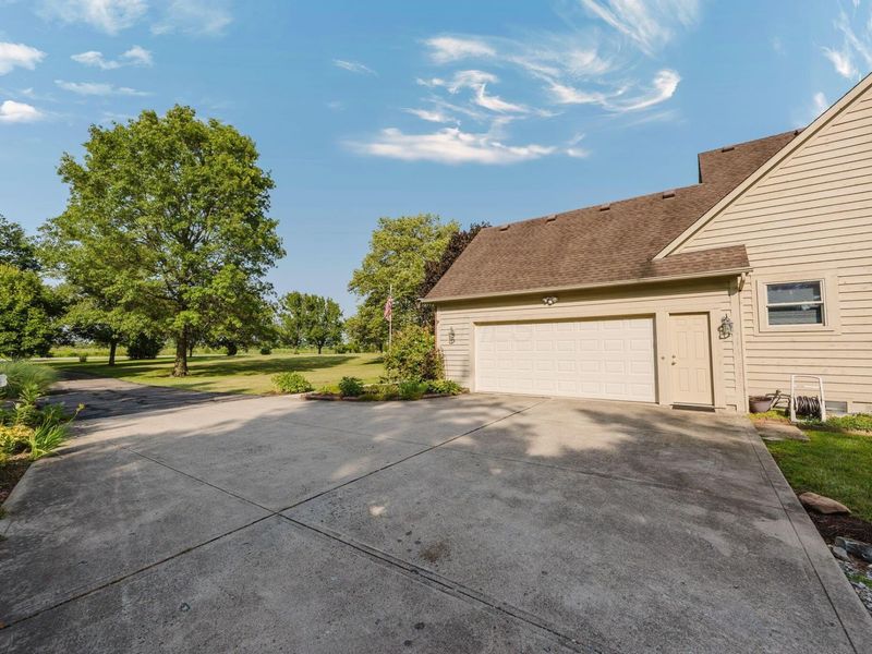 8429 London Groveport Road, Grove City, OH 43123 Photo 54