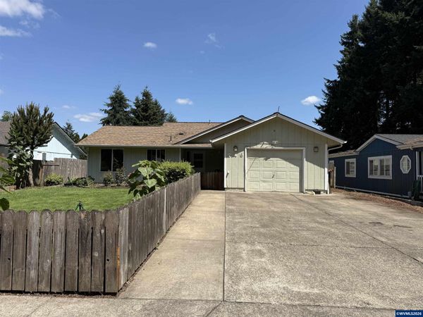 749 2nd Pl, Jefferson, OR 97352