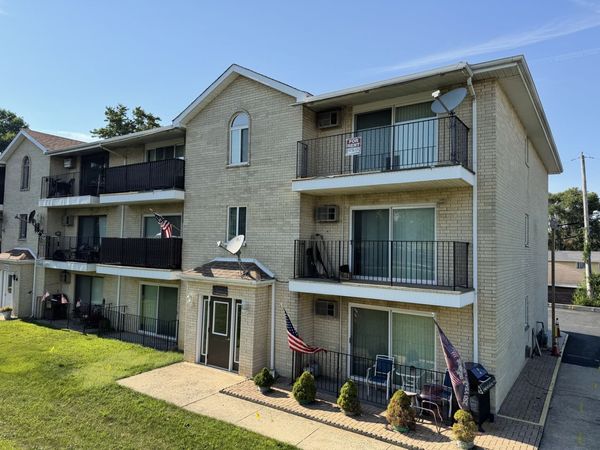 1326 E 159th St 1326 Street , Unit 3E, Lockport, IL 60441
