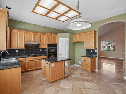 1037 Halidon Way, Folsom, CA 95630 Photo