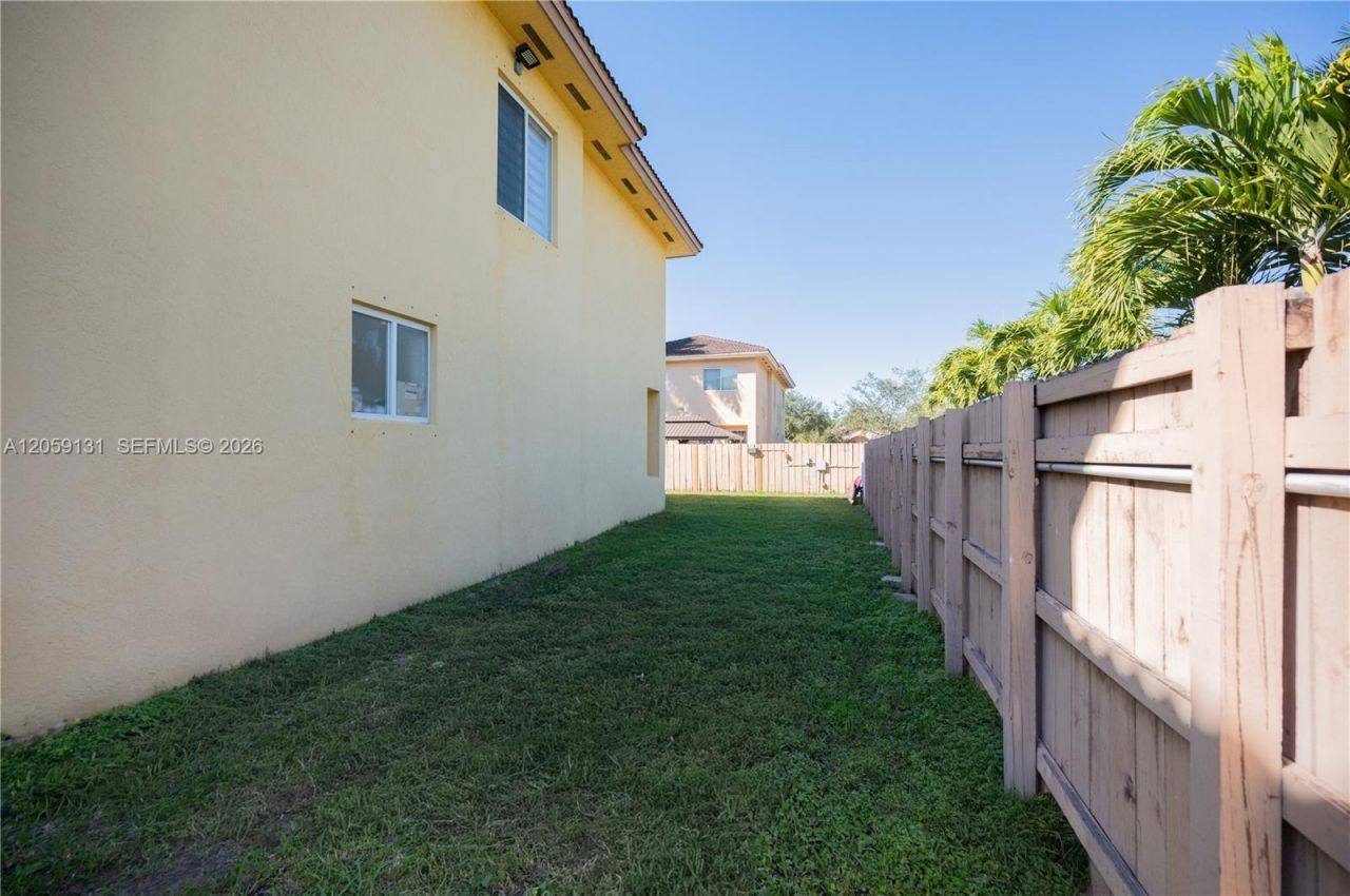 1046 NE 17th Ter , Homestead, FL 33033 Photo