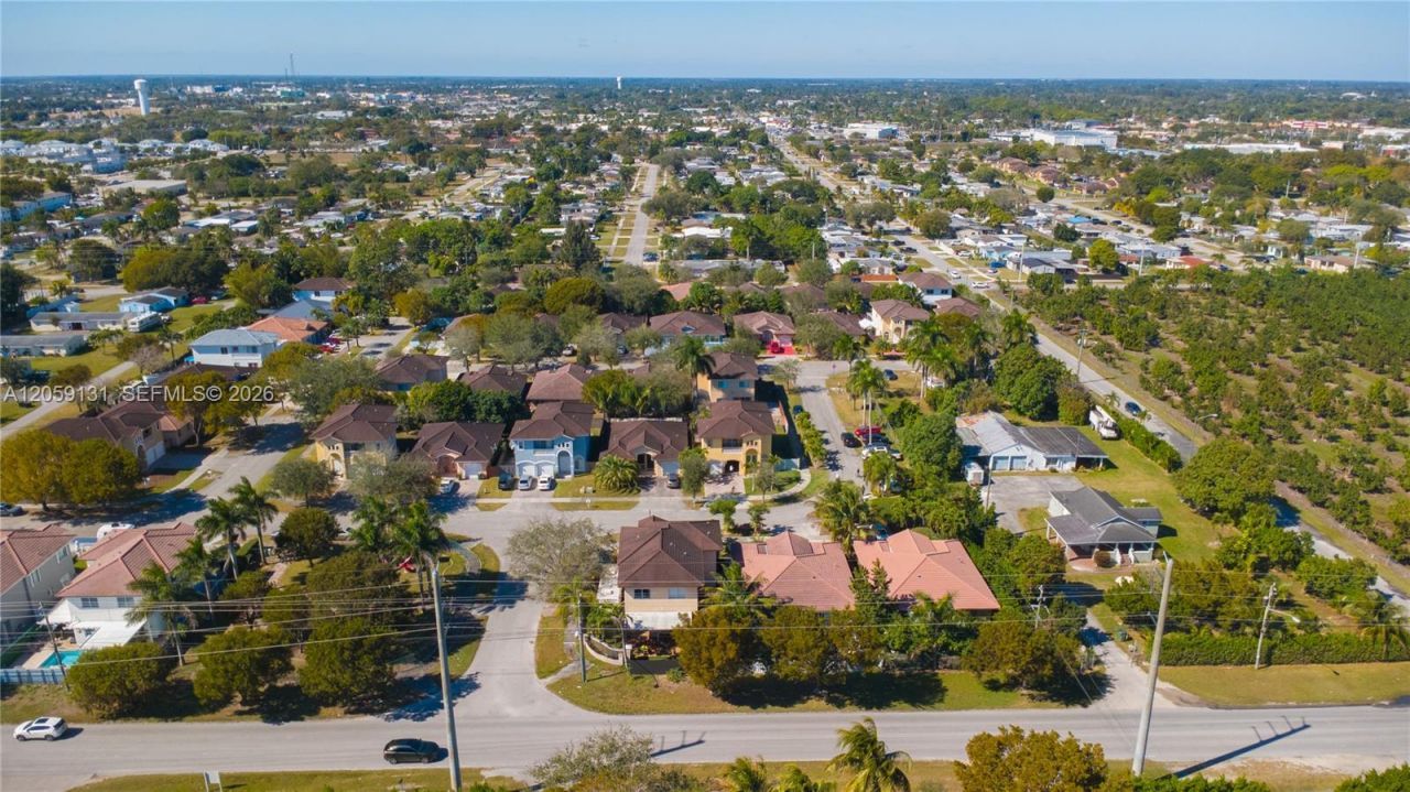 1046 NE 17th Ter , Homestead, FL 33033 Photo