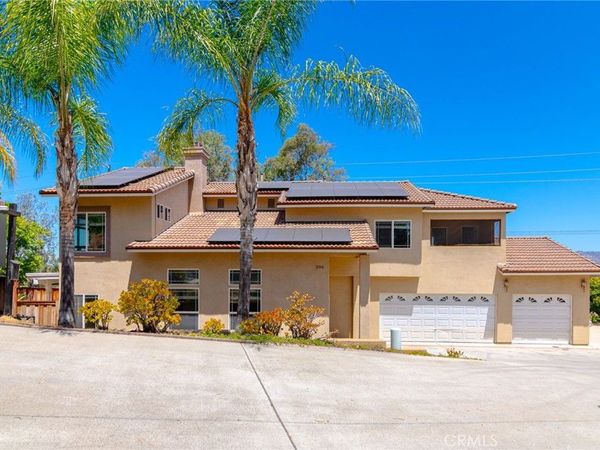 200 N Upas Street, Escondido, CA 92025