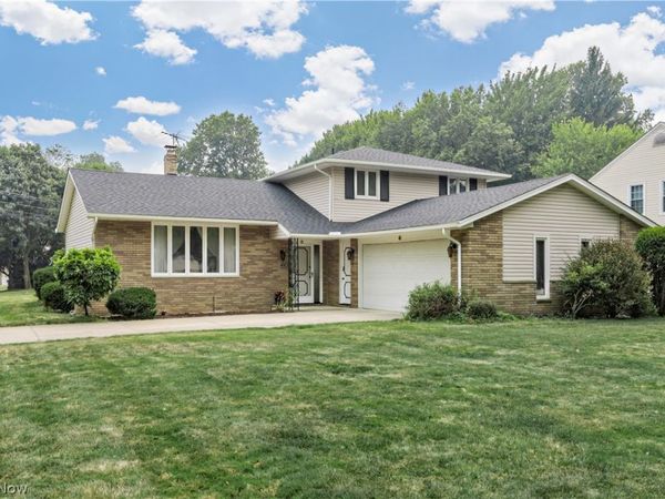 5134 Hickory Drive, Cleveland, OH 44124