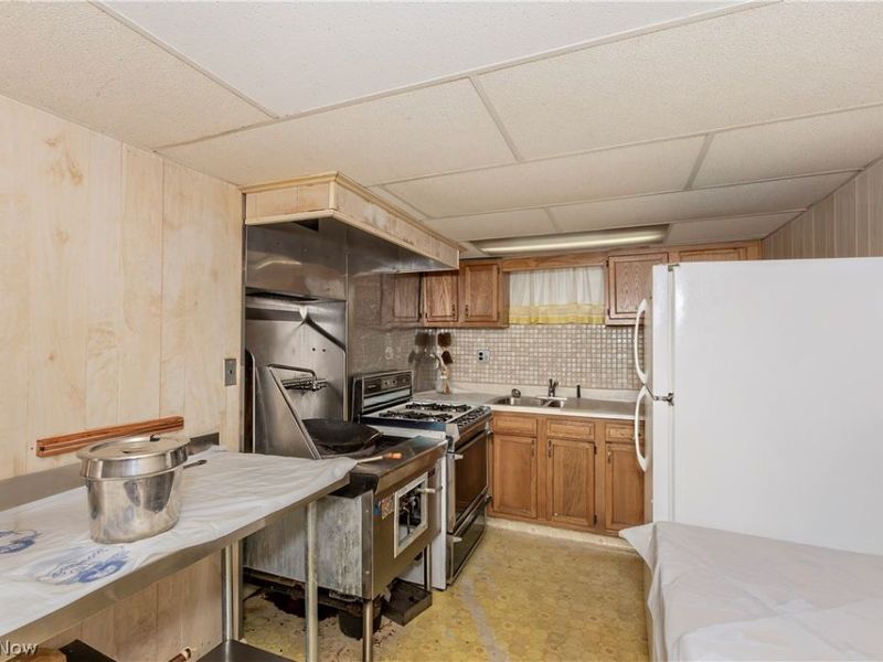 5134 Hickory Drive, Cleveland, OH 44124 Photo 32