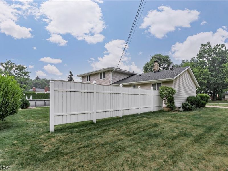 5134 Hickory Drive, Cleveland, OH 44124 Photo 38