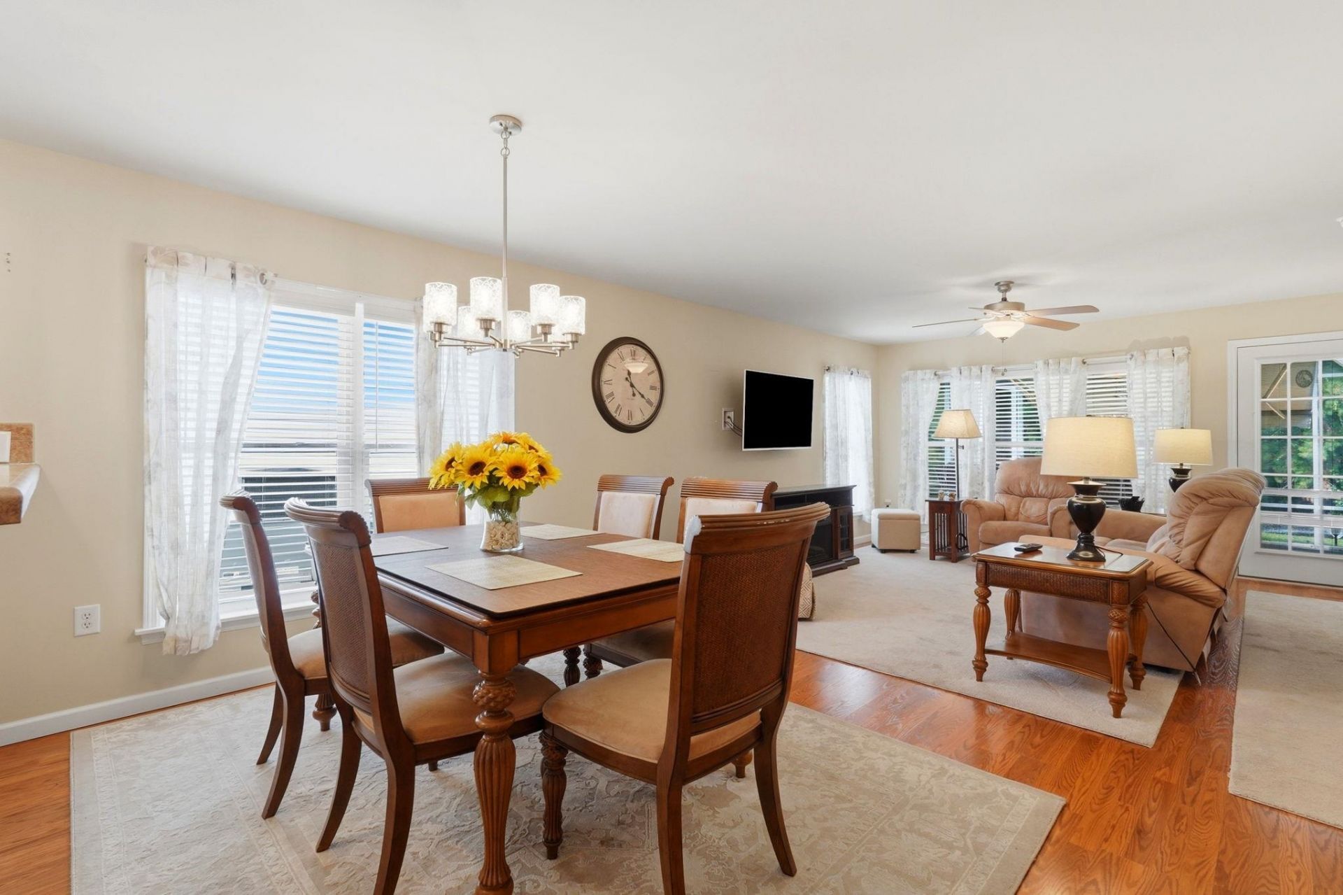 653 Lake Estates Ct. Photo 14