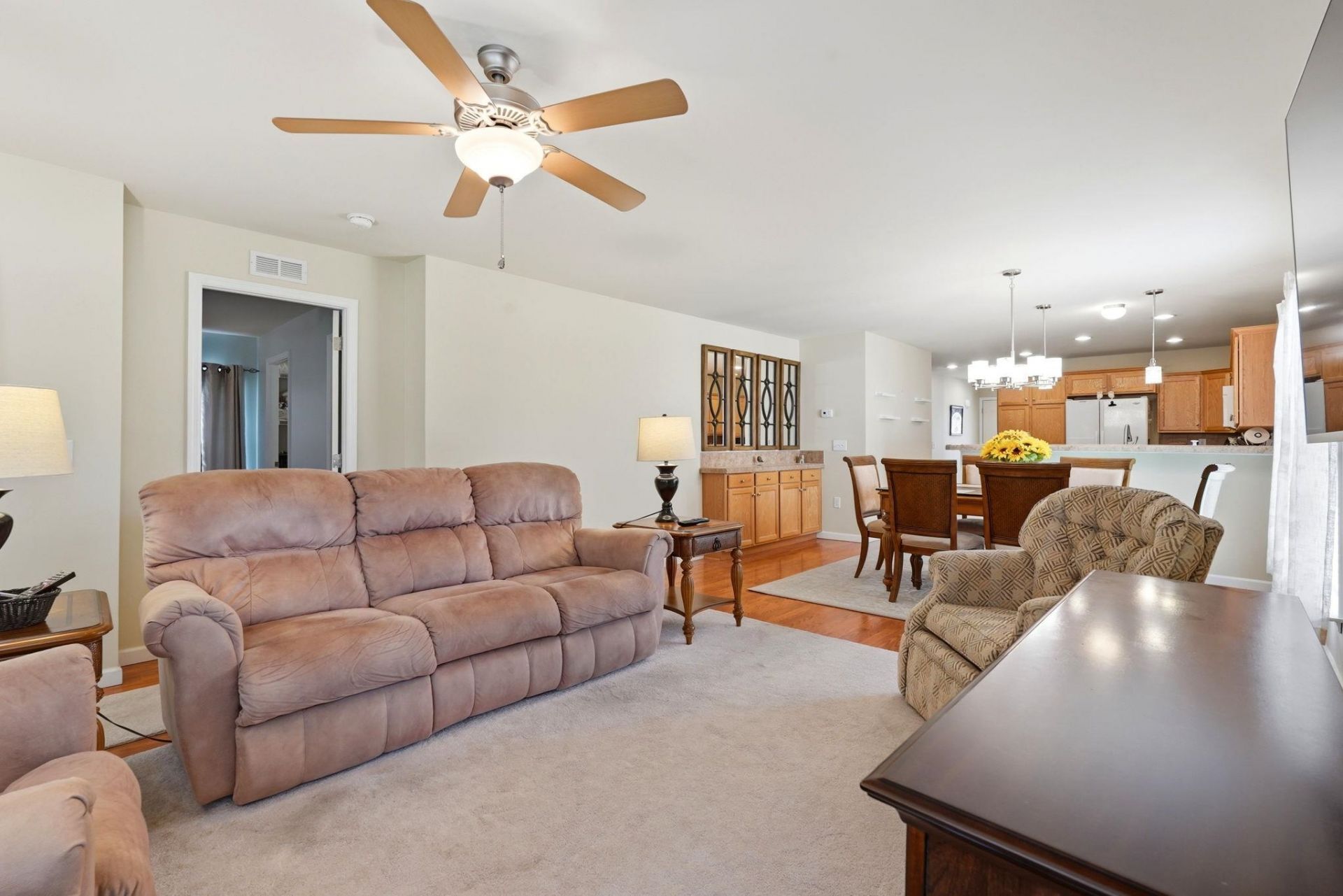 653 Lake Estates Ct. Photo 17