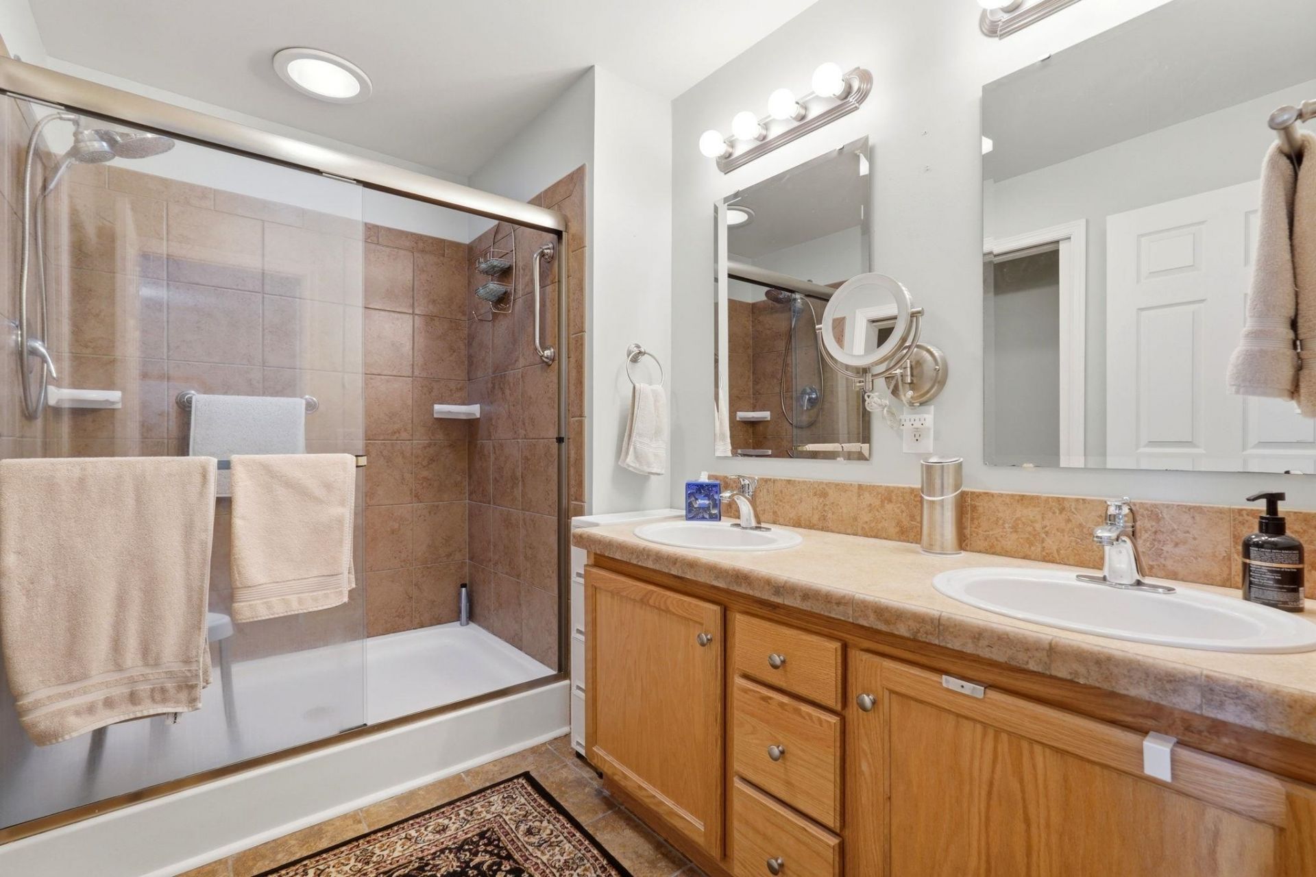 653 Lake Estates Ct. Photo 23