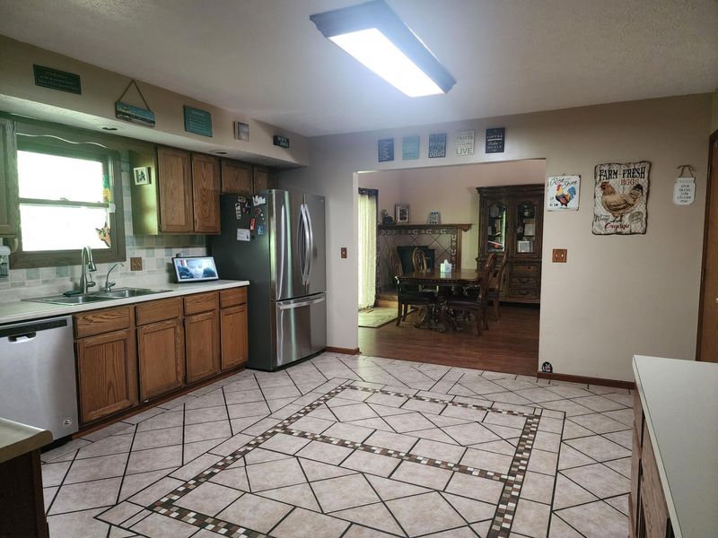 2476 Watseka Drive, West Liberty, OH 43357 Photo 17