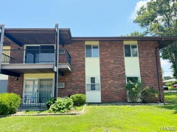 7604 Hazelcrest Drive , Unit H, Hazelwood, MO 63042