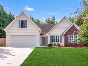 5461 Evergreen Forest Court, Flowery Branch, GA 30542