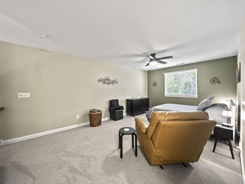 215 Ironclad Drive, Columbus, OH 43213 Photo 45