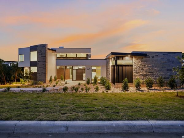 62 Via Aragon, San Antonio, TX 78257