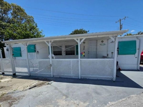 29 Pine Ridge Drive, Riviera Beach, FL 33404