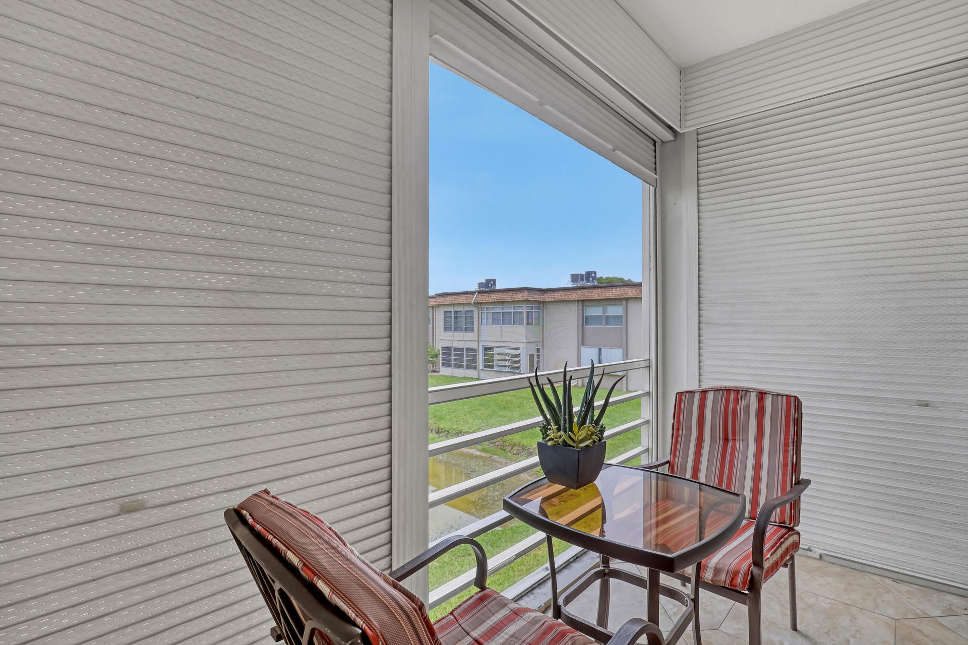 504 Davis Road, Unit 96, Palm Springs, FL 33461 Photo