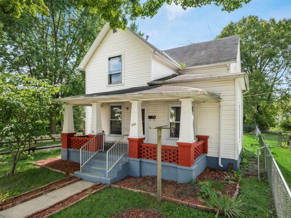 312 Plumvalley Street , Bellefontaine, OH 43311