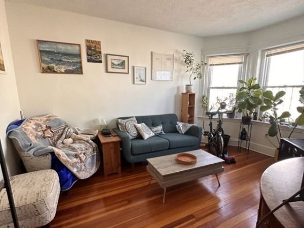 4-A Weld Ave, Unit 1, Boston, MA 02119
