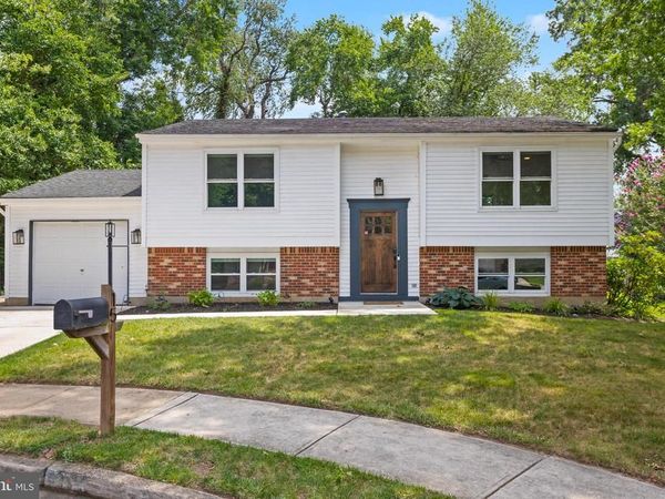 15 SALZANO DRIVE , HAMILTON, NJ 08690