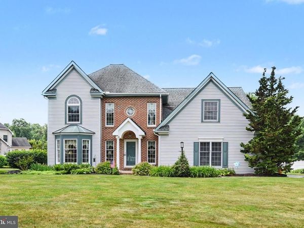 1790 TENBY DRIVE, HERSHEY, PA 17033