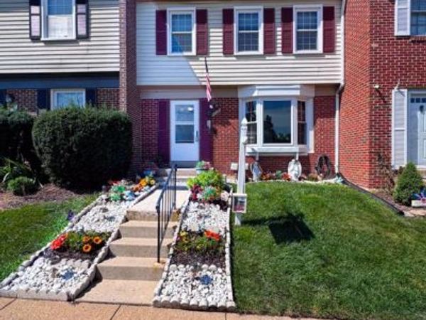 1028 TEMPLE COURT, STERLING, VA 20164