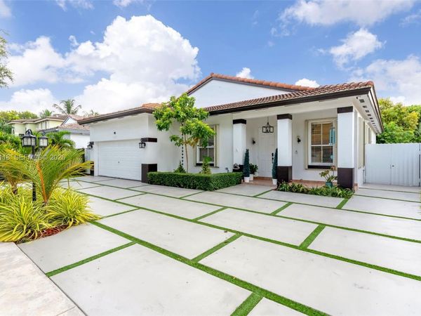 6265 SW 161st Pl , Miami, FL 33193