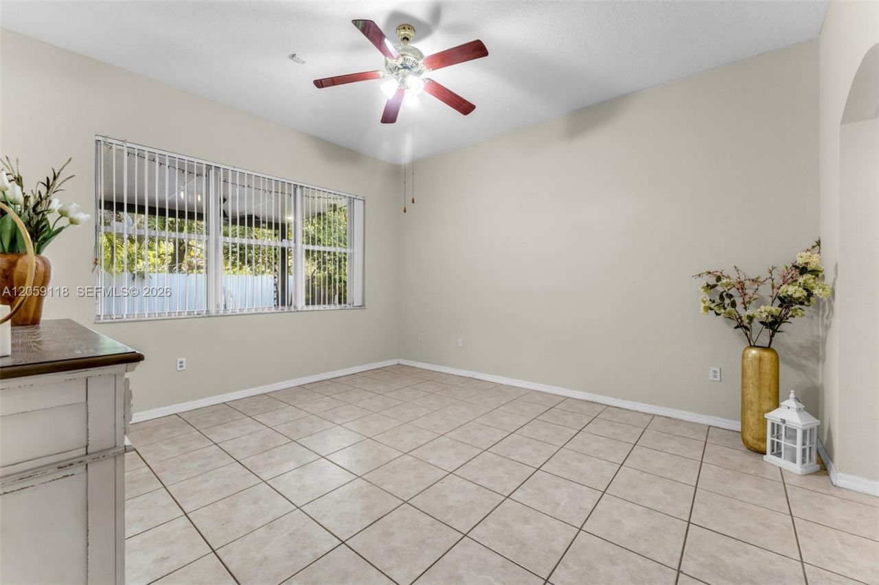 6265 SW 161st Pl, Miami, FL 33193 Photo
