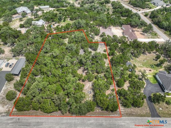235 Flanders , Fischer, TX 78623