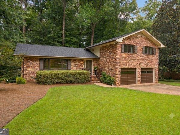 2975 Pine Orchard Drive, Tucker, GA 30084
