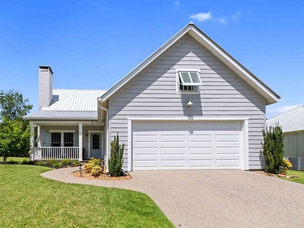 8 Brighton Pointe Ln, Heber Springs, AR 72543