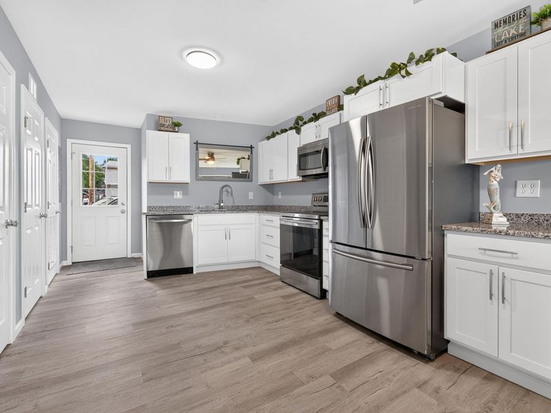 135 Brads Way, Unit #9, Russells Point, OH 43348 Photo 6