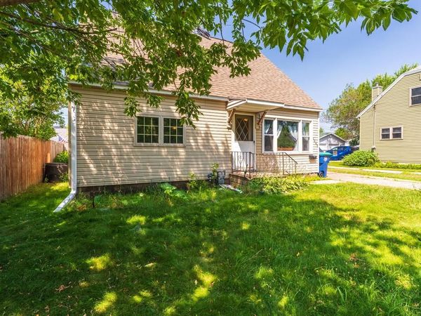 1242 S 9TH AVENUE, Wausau, WI 54401