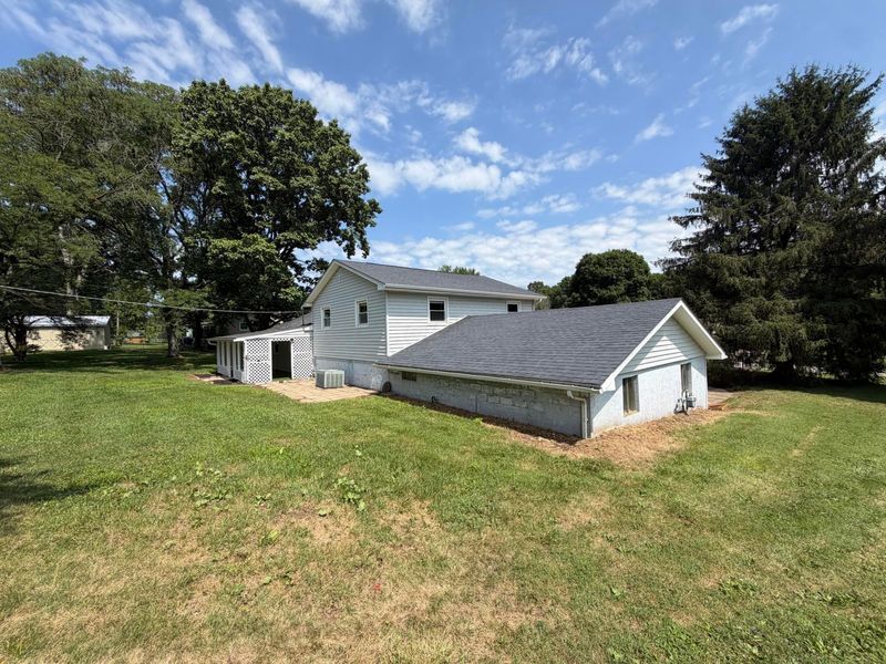 3228 Meadowbrook Drive NE, Lancaster, OH 43130 Photo 9