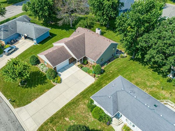 2170 Diablo Drive SE, Owatonna, MN 55060