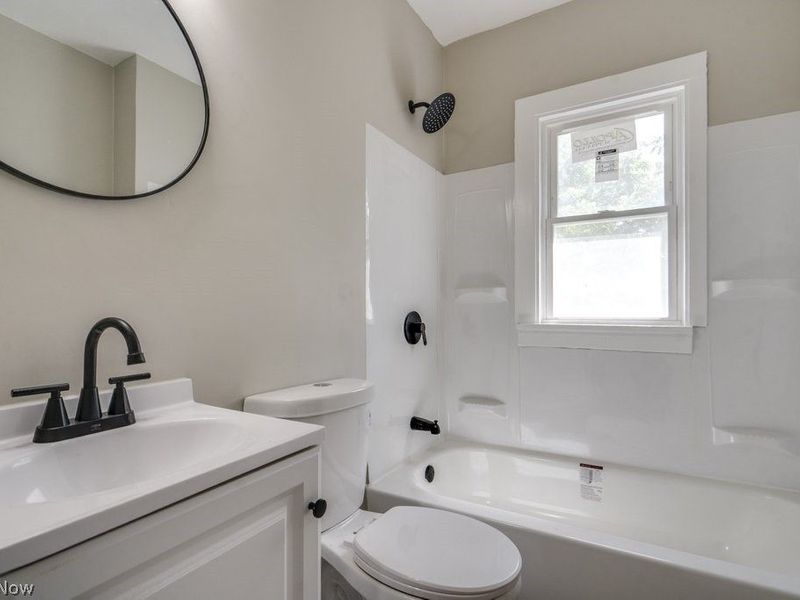 4131 E 146th Street, Cleveland, OH 44128 Photo 30