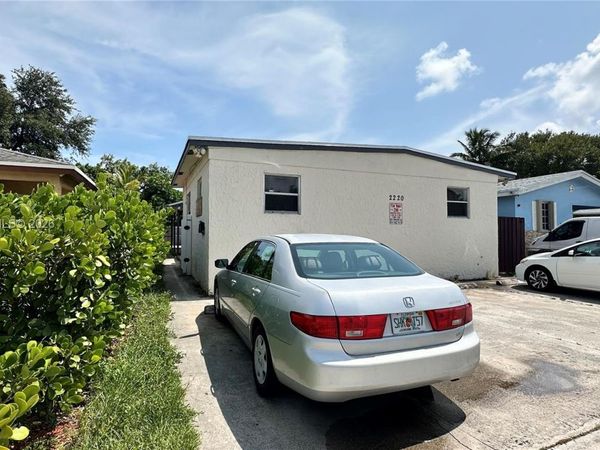2220 Charleston St , Unit 2, Hollywood, FL 33020