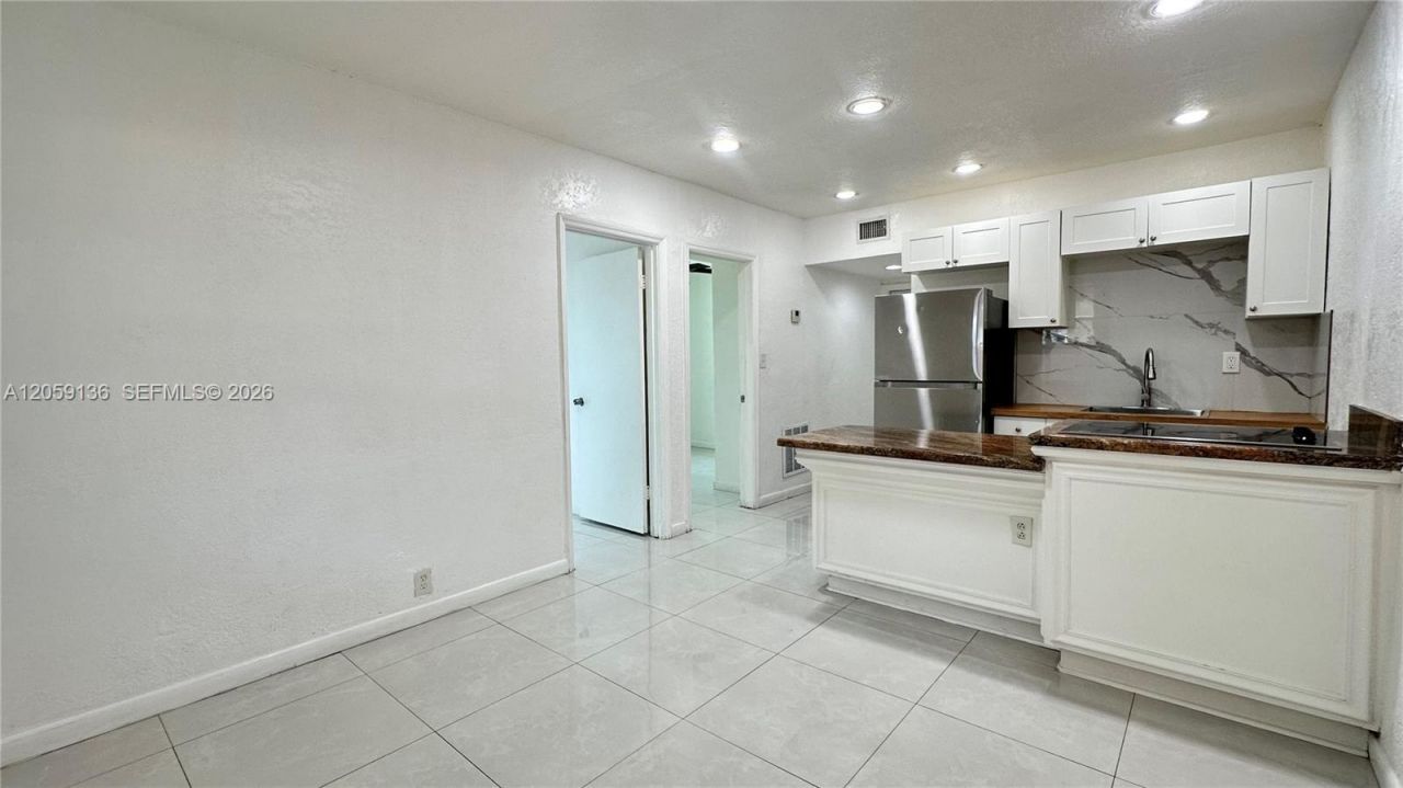 2220 Charleston St , Unit 2, Hollywood, FL 33020 Photo