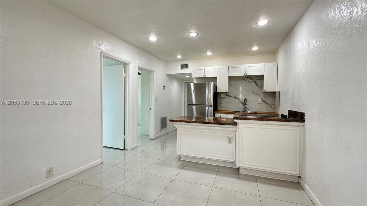2220 Charleston St , Unit 2, Hollywood, FL 33020 Photo