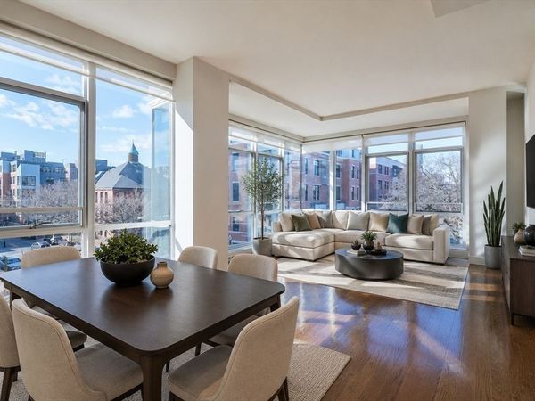 700 Harrison Avenue, Unit 305, Boston, MA 02118