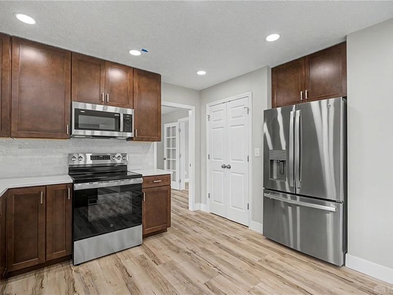 1933 Glen Meadow Way, Beavercreek, OH 45432 Photo 20