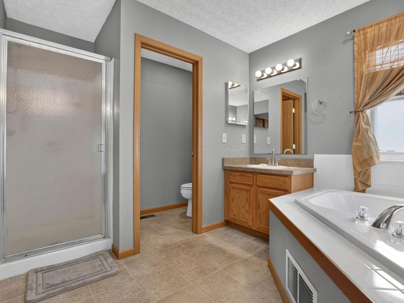 2710 Prairie Grass Drive, Lancaster, OH 43130 Photo 26
