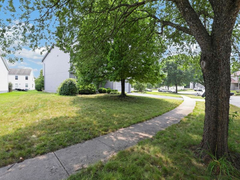 2710 Prairie Grass Drive, Lancaster, OH 43130 Photo 5