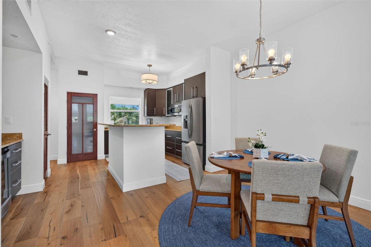 433 Central Avenue, Sarasota, FL 34236 Photo