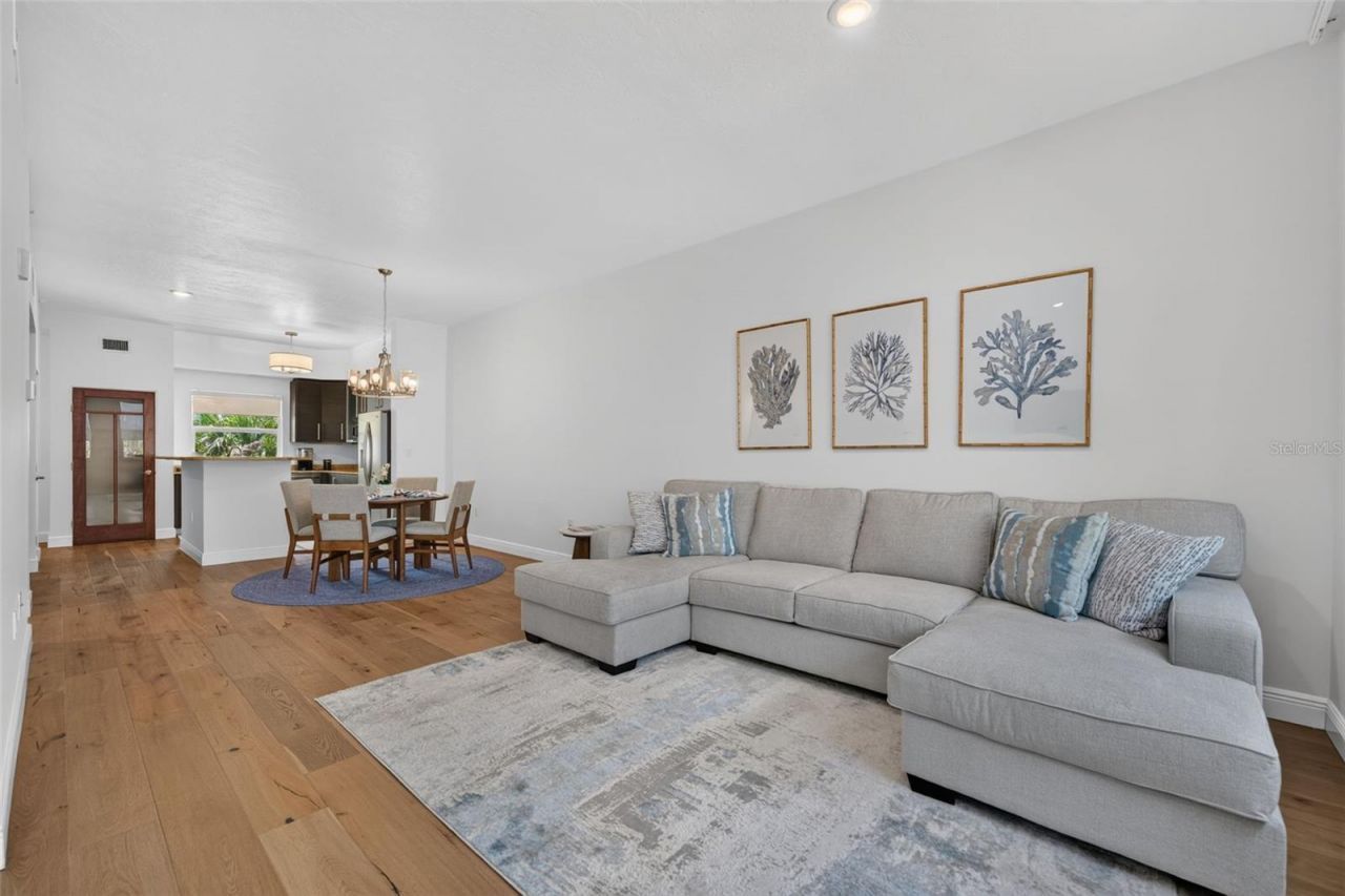 433 Central Avenue, Sarasota, FL 34236 Photo